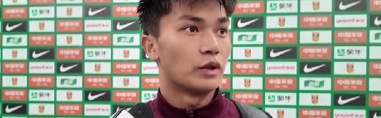 蒯纪闻：面对澳大利亚先做好防守，教练中场给予我们更多信心