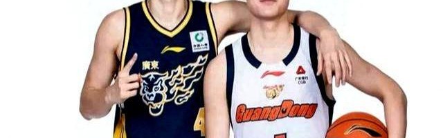 幼版赵睿就在广东阵中！只投大心脏三分，球迷：胡明轩的时间该给你|陈家政|广东男篮|王洪|杜锋|三分球_新浪体育_新浪新闻